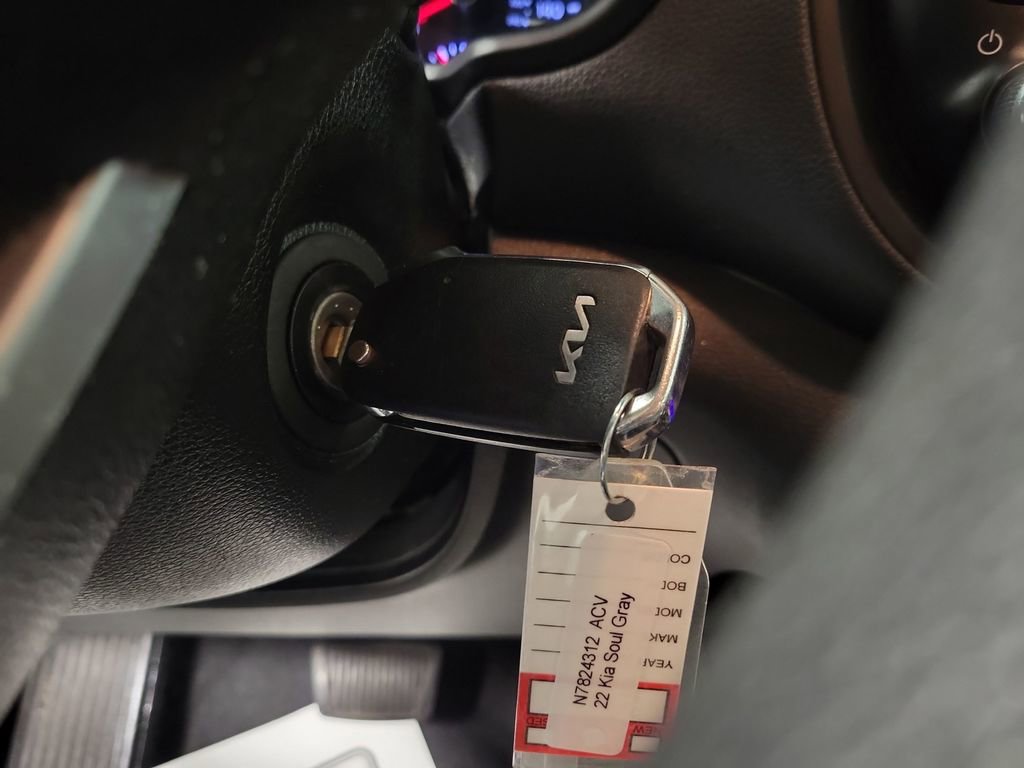 Used 2022 Kia Soul LX w/ Technology Package image 15