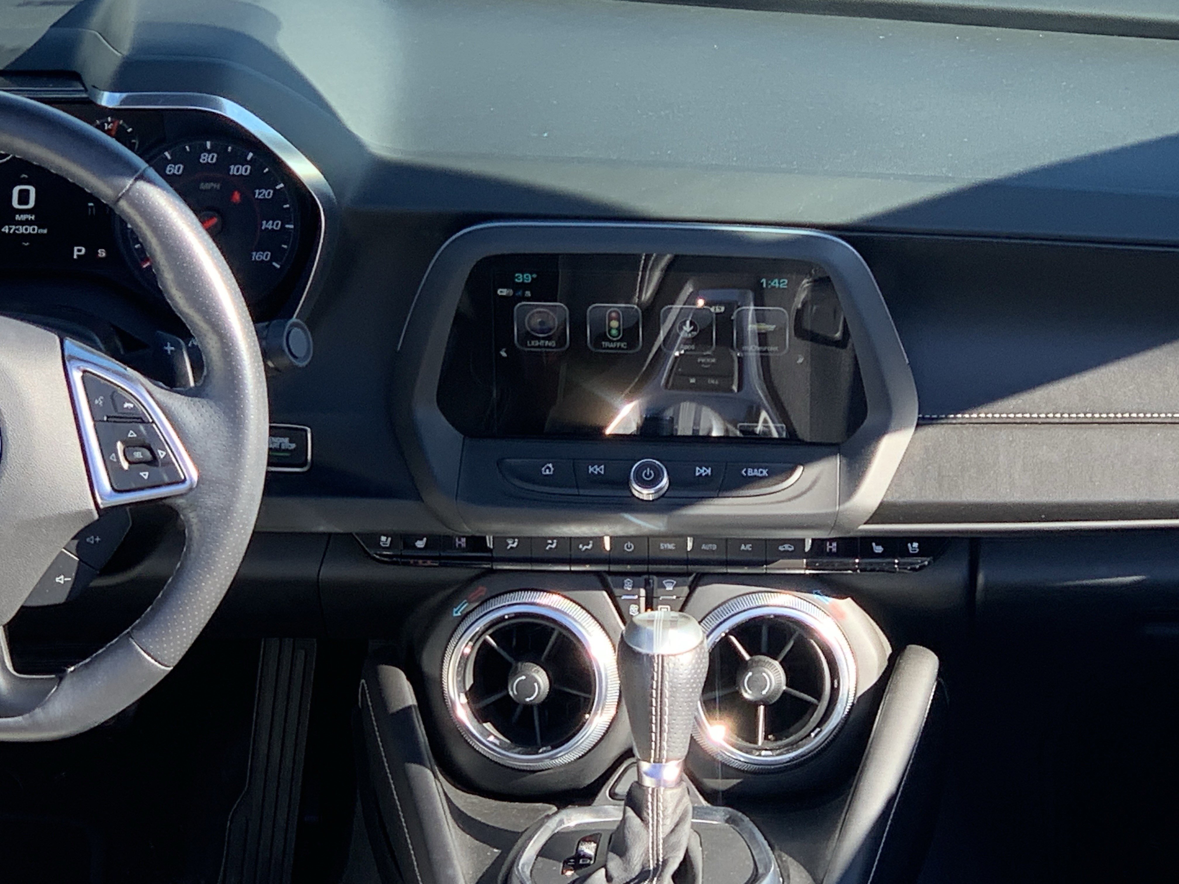 Used 2018 Chevrolet Camaro LT image 31