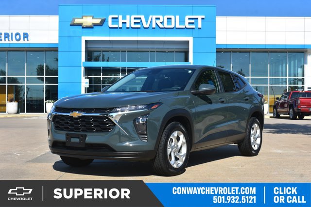 Used 2025 Chevrolet Trax LS w/ LS Convenience Package