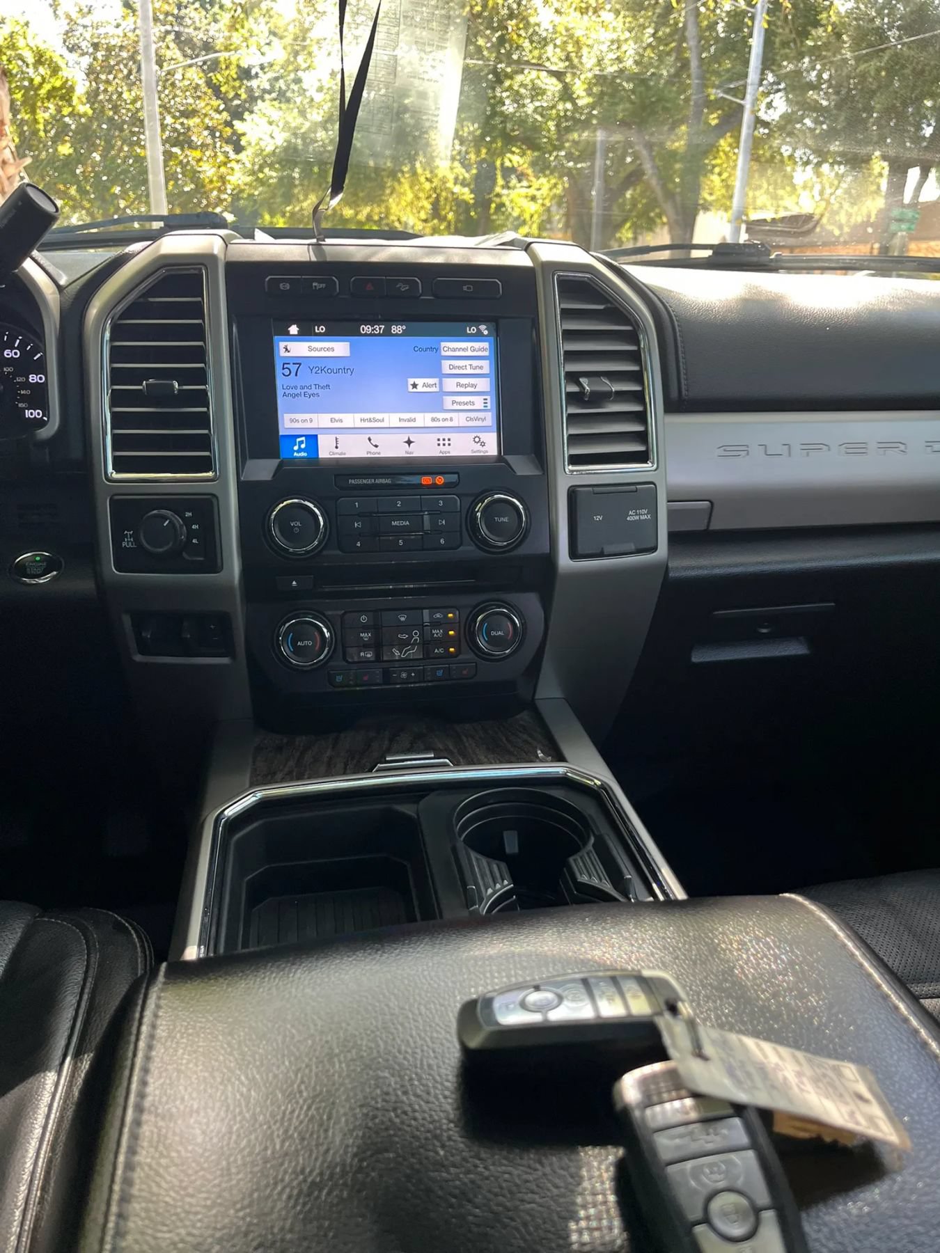 Used 2017 Ford F250 Lariat w/ Lariat Ultimate Package AWD/4WD image 19
