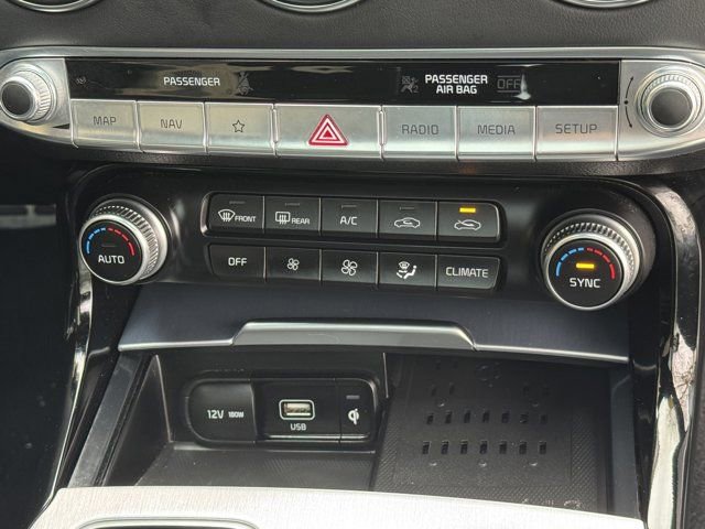 Used 2023 Kia Stinger GT2 image 17