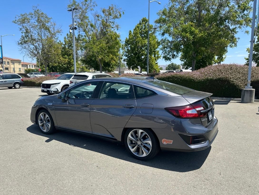 Used 2019 Honda Clarity Touring image 4