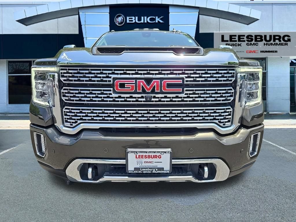 Used 2022 GMC Sierra 2500 Denali AWD/4WD image 2