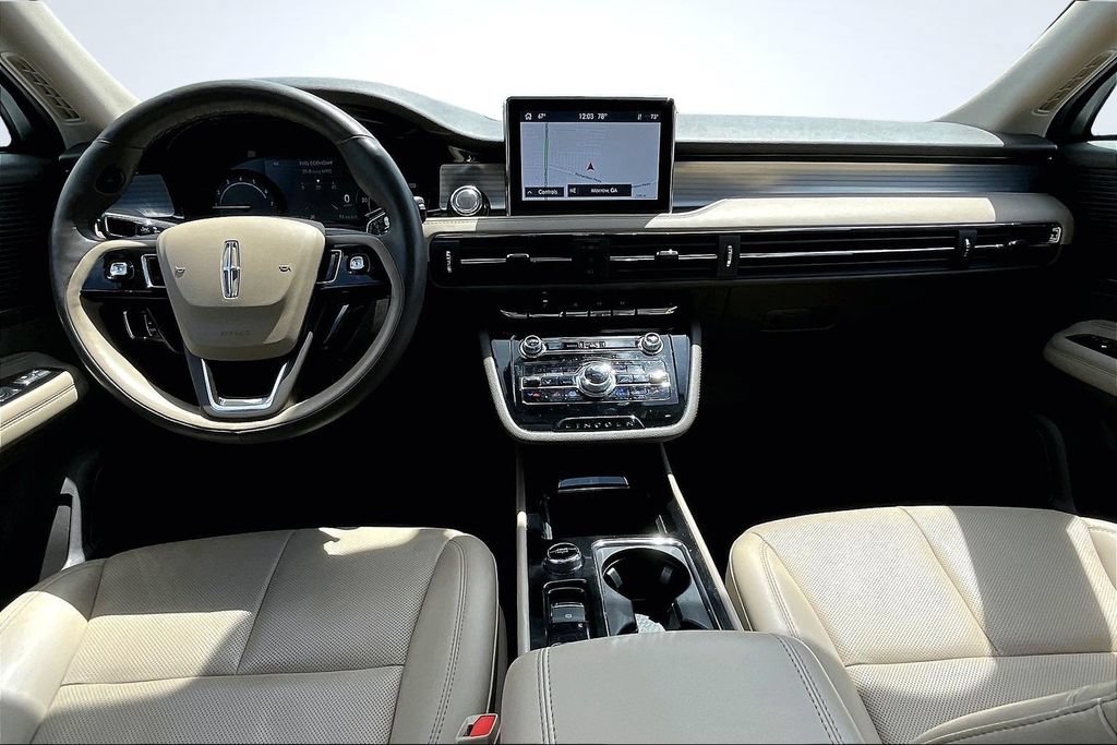Used 2022 Lincoln Corsair FWD w/ Premium Package image 9