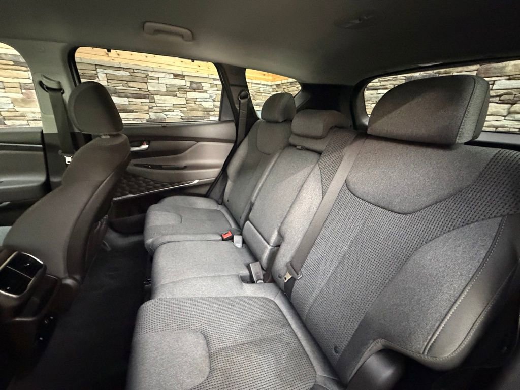 Used 2019 Hyundai Santa Fe SEL image 27
