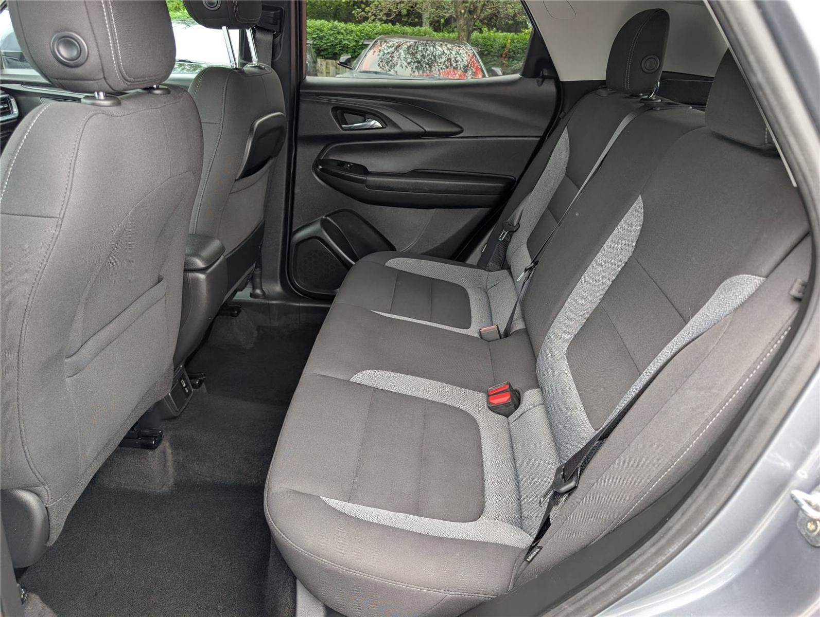 Used 2022 Chevrolet TrailBlazer LT w/ Convenience Package AWD/4WD image 15