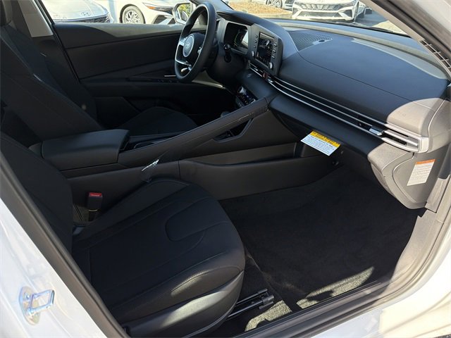 New 2026 Hyundai Elantra Blue image 13