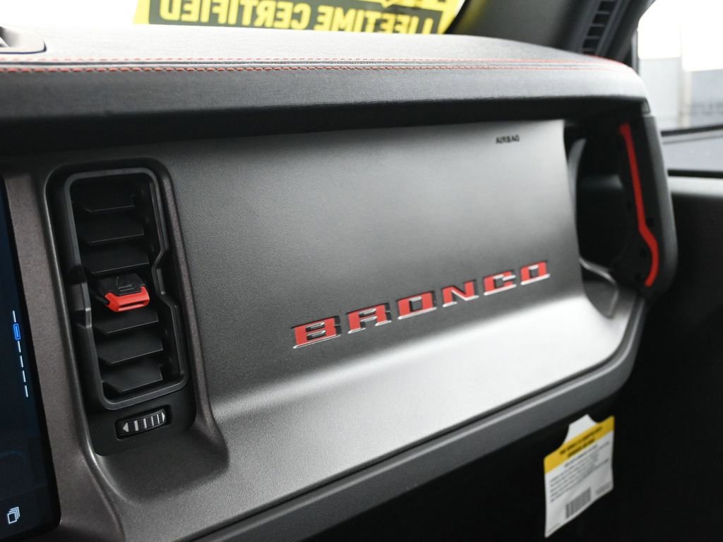 New 2025 Ford Bronco Raptor image 24