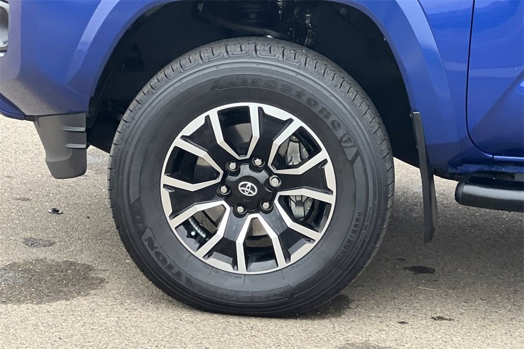 Certified 2023 Toyota Tacoma TRD Sport image 26