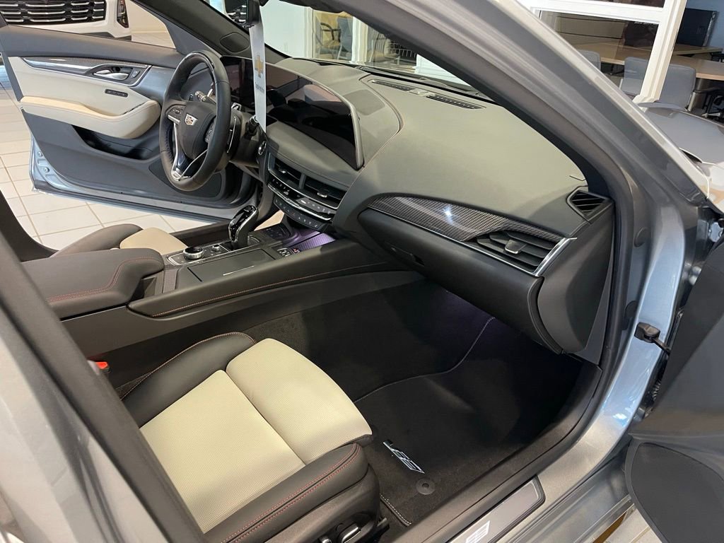 Used 2026 Cadillac CT5 V AWD/4WD image 18