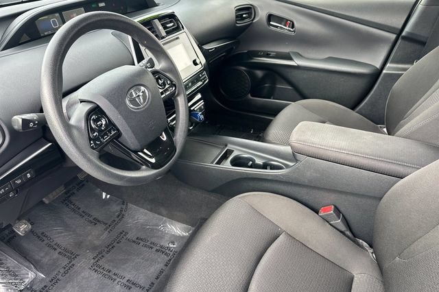 Used 2019 Toyota Prius LE FWD image 11