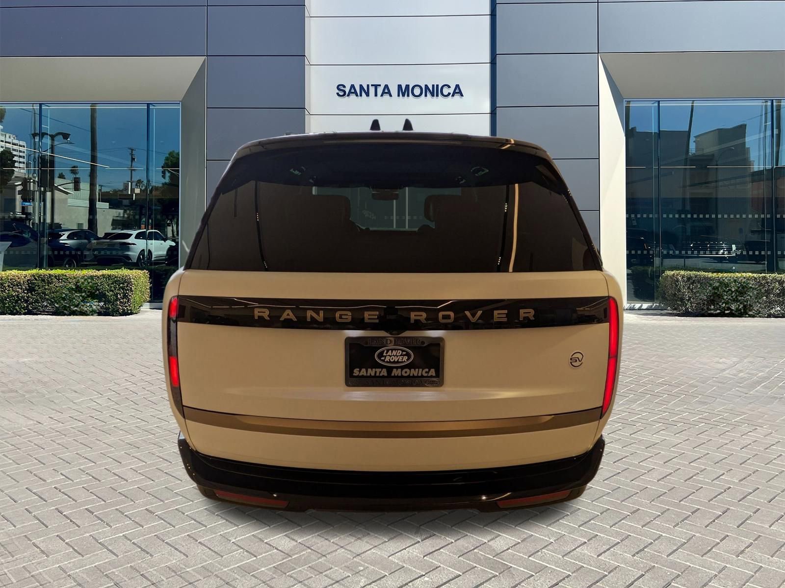 New 2026 Land Rover Range Rover SV image 6