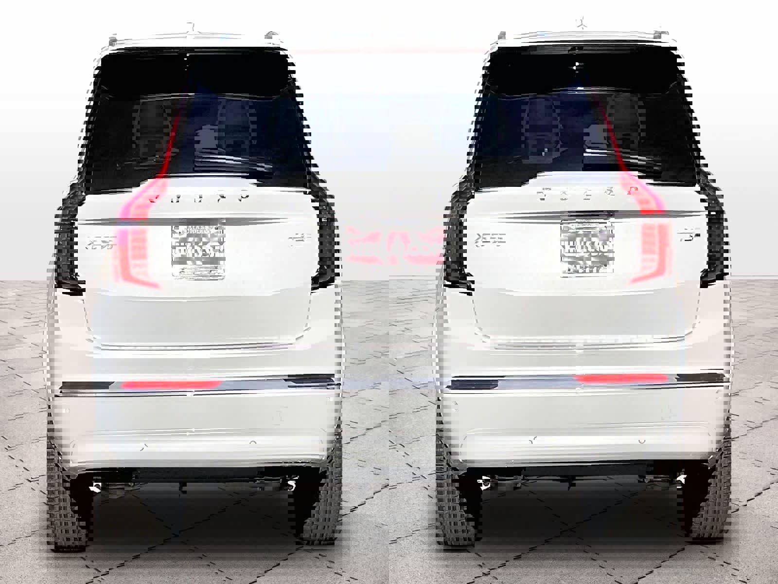 New 2026 Volvo XC90 T8 Plus w/ Protection Package Premier image 6