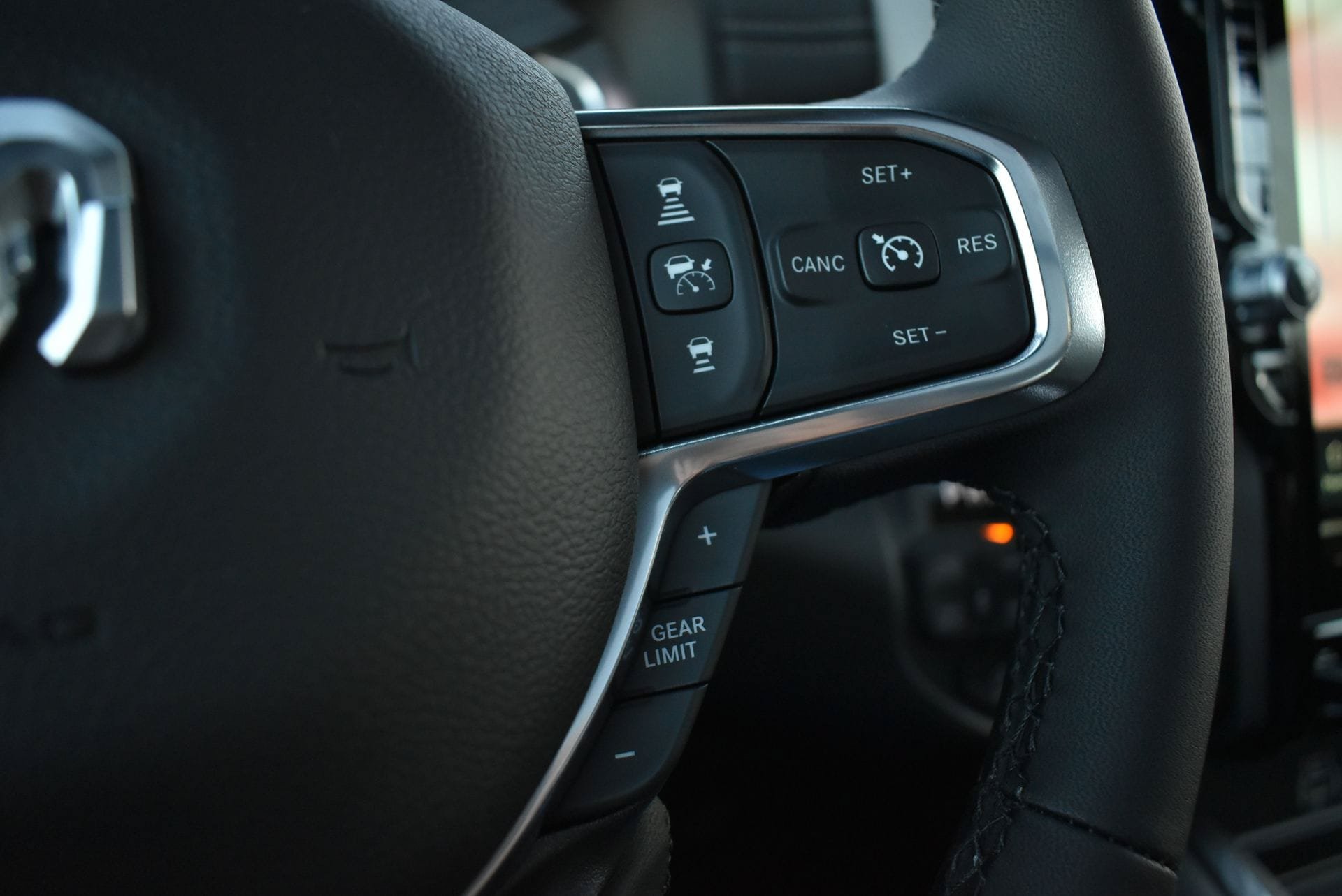 New 2026 RAM 1500 Laramie w/ Advanced Safety Group II AWD/4WD image 22