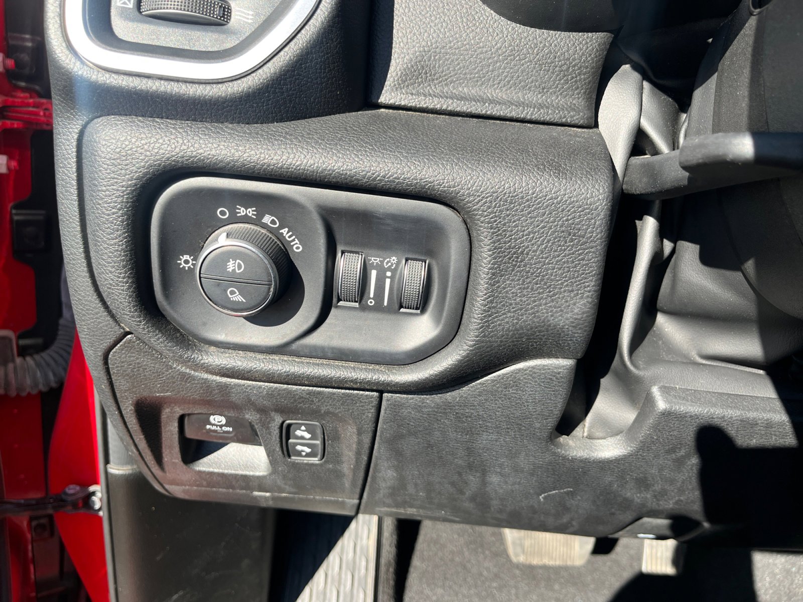 Certified 2025 RAM 1500 Big Horn image 12