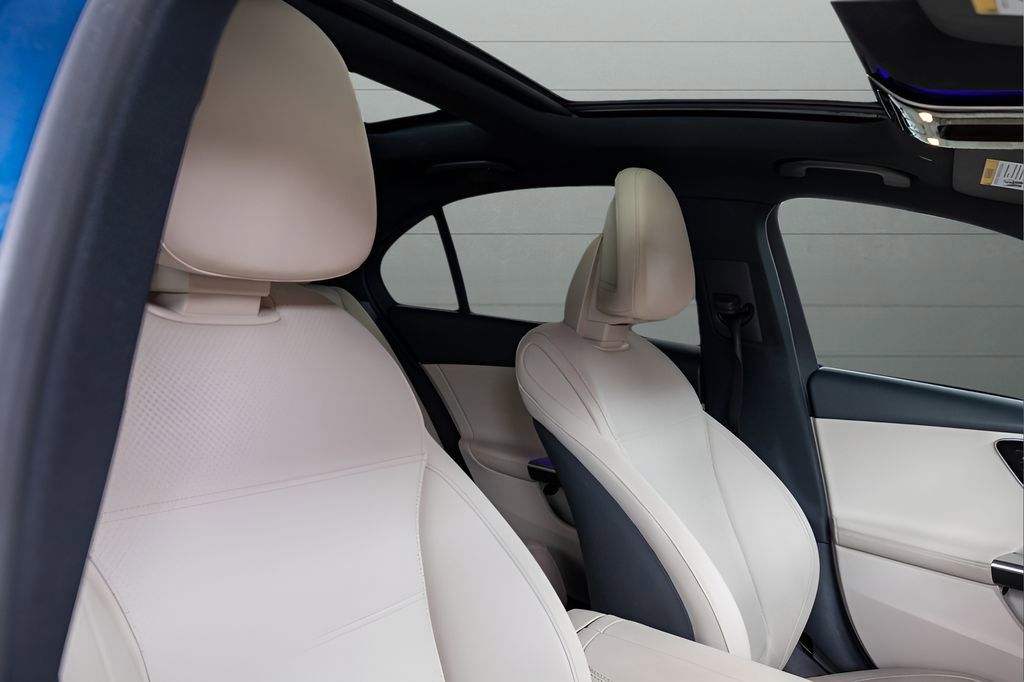 Used 2024 Mercedes-Benz C 300 4MATIC Sedan image 74