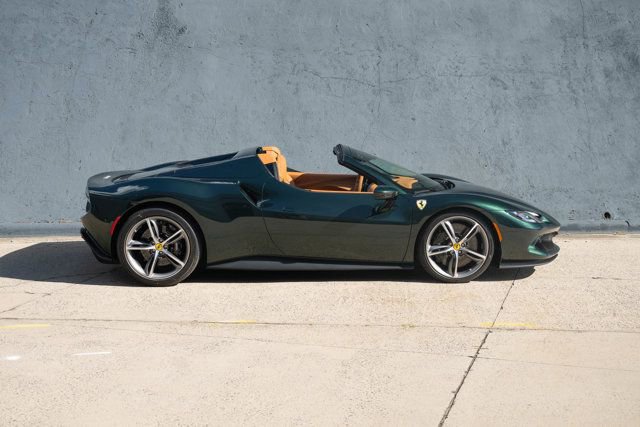 Used 2024 Ferrari 296 GTS image 7