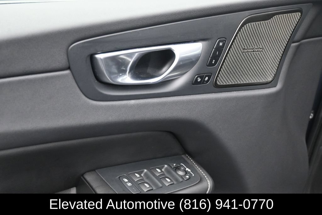 Used 2024 Volvo XC60 T8 Ultimate w/ Protection Package Premier AWD/4WD image 13