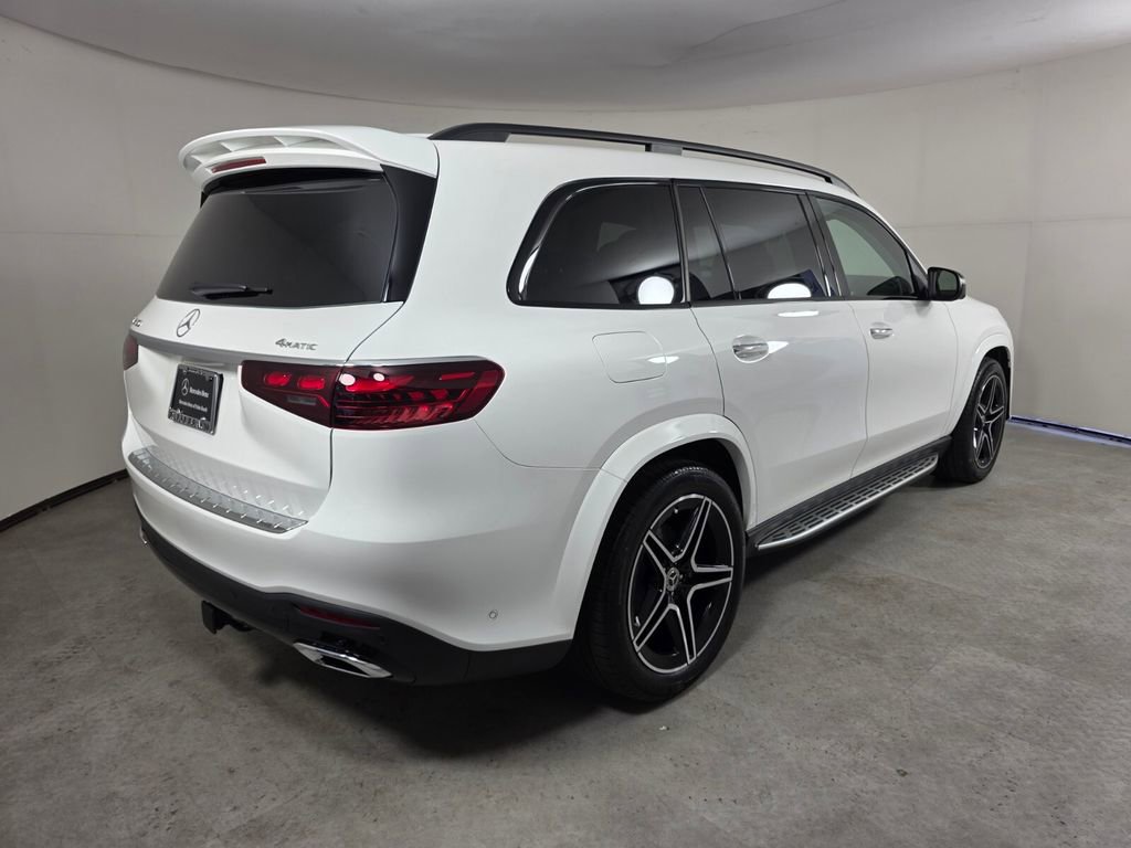 Certified 2025 Mercedes-Benz GLS 450 4MATIC image 4