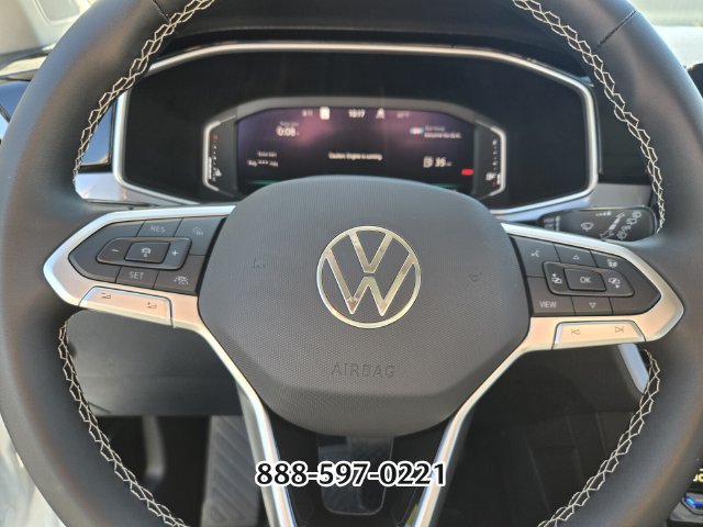 Used 2026 Volkswagen Taos SEL AWD/4WD image 27