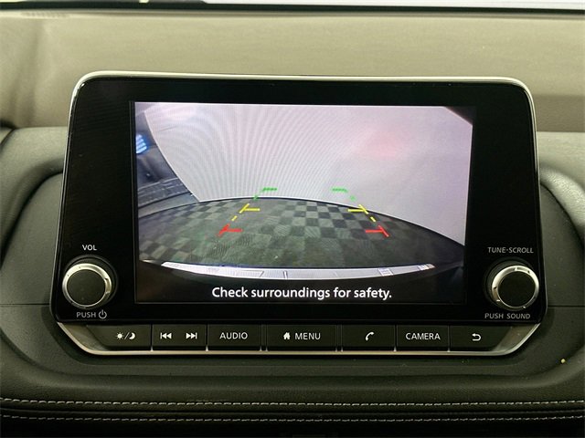 Used 2023 Nissan Rogue SV image 12