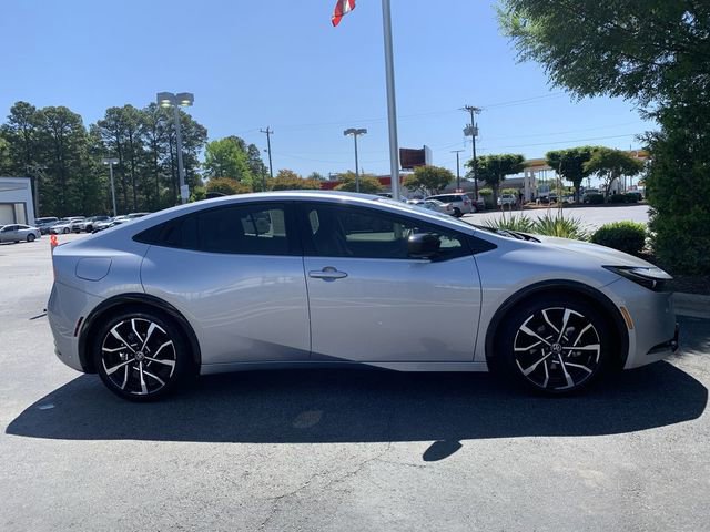 Used 2024 Toyota Prius Prime FWD image 9