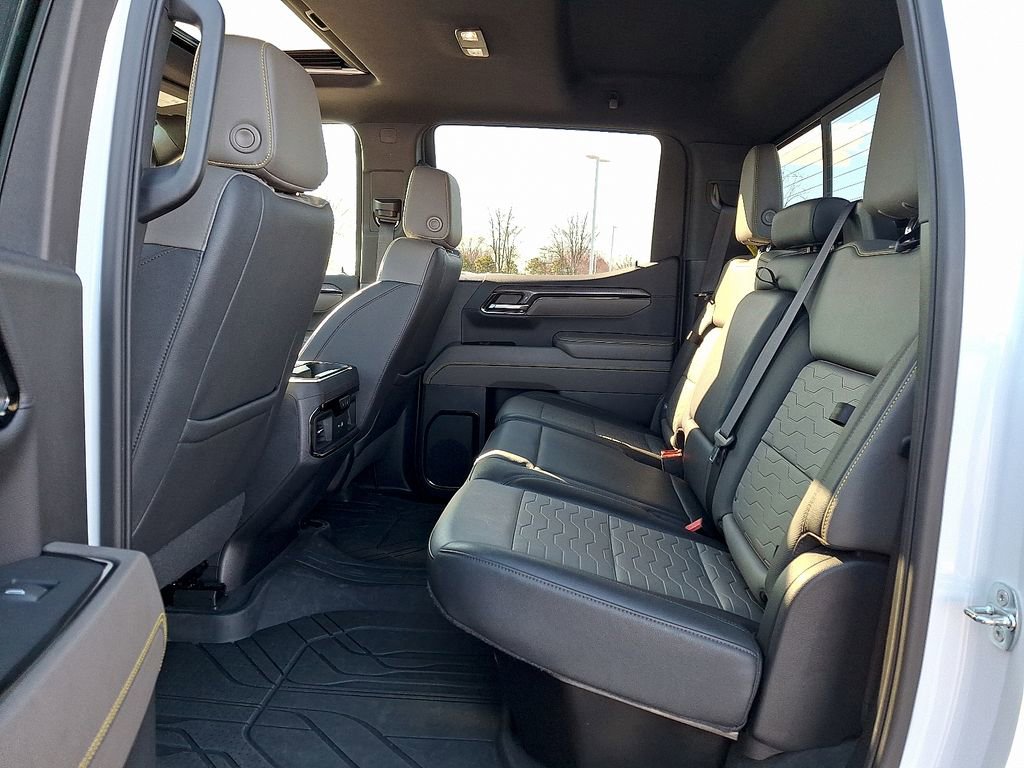 Used 2023 Chevrolet Silverado 1500 ZR2 w/ Technology Package image 10