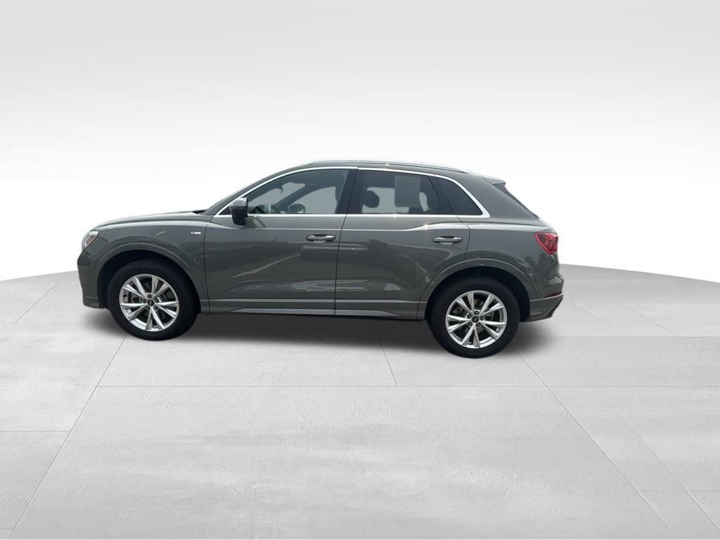 Used 2025 Audi Q3 2.0T Premium AWD/4WD image 3
