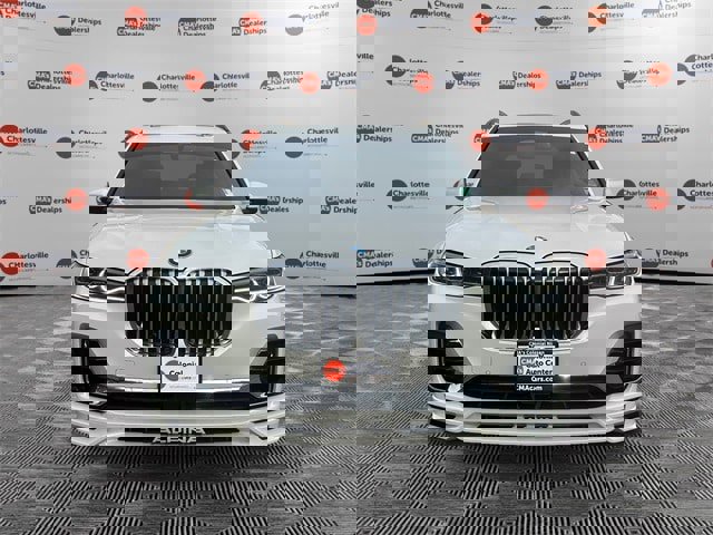 Used 2022 BMW ALPINA XB7 image 8