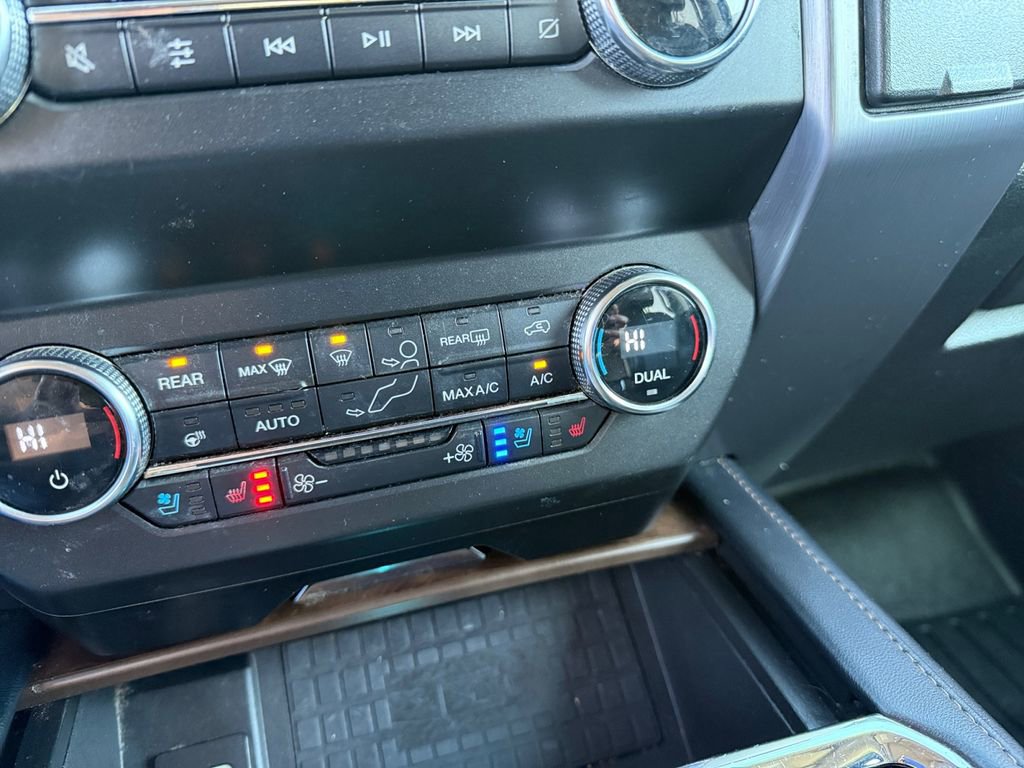 Used 2019 Ford Expedition Max Platinum AWD/4WD image 26