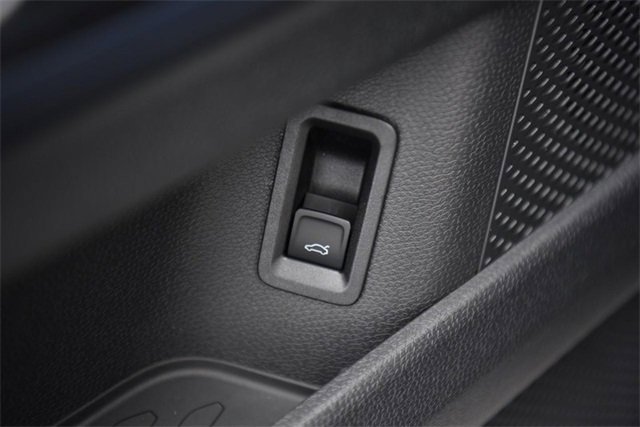 New 2025 Volkswagen ID. Buzz Pro S image 10