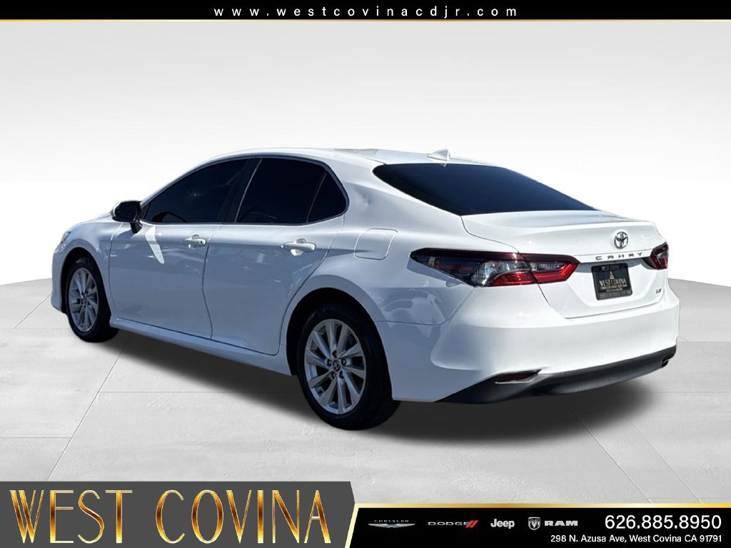 Used 2024 Toyota Camry LE w/ Convenience Package FWD image 7
