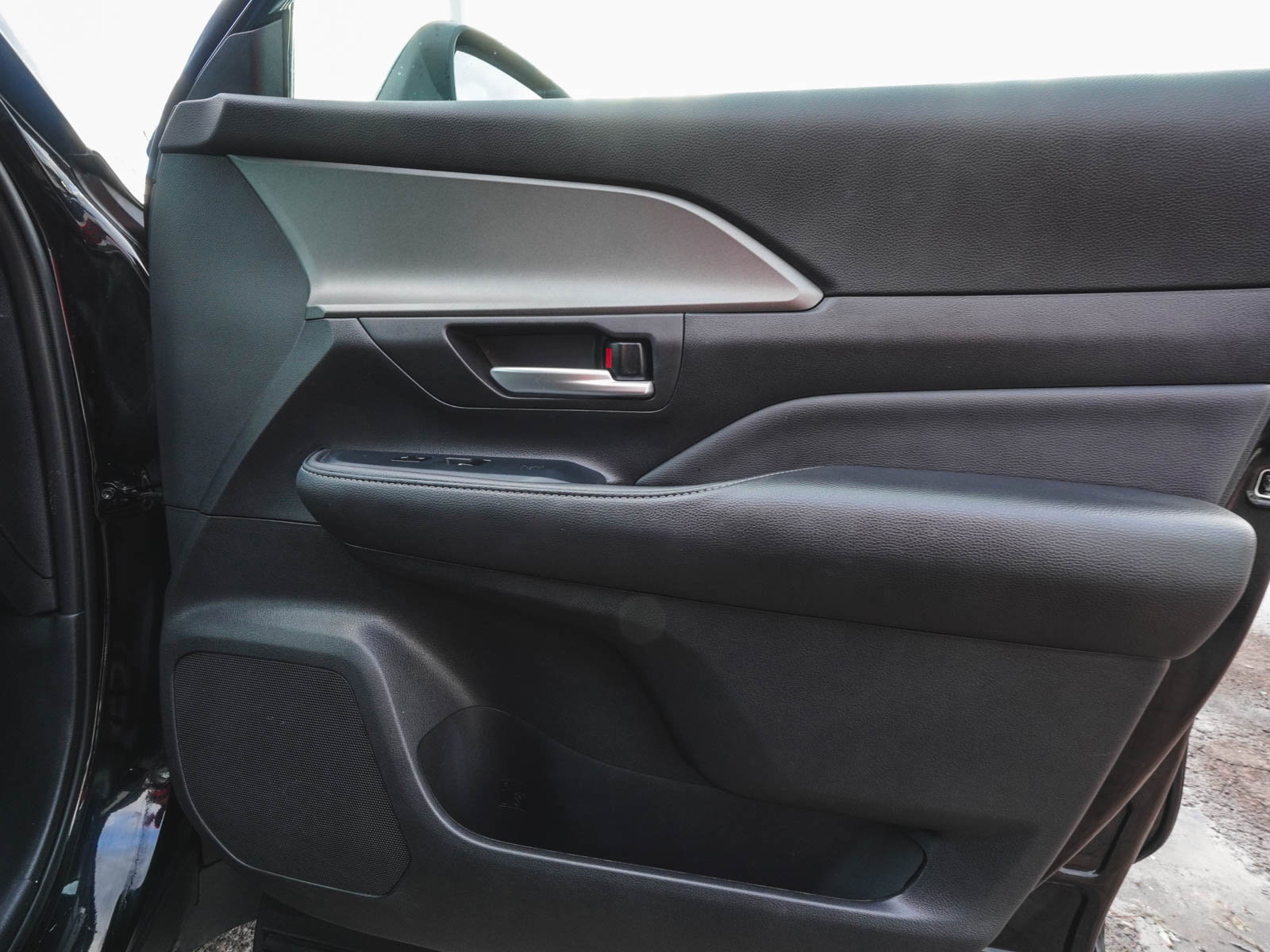 Used 2024 Toyota Grand Highlander XLE image 10