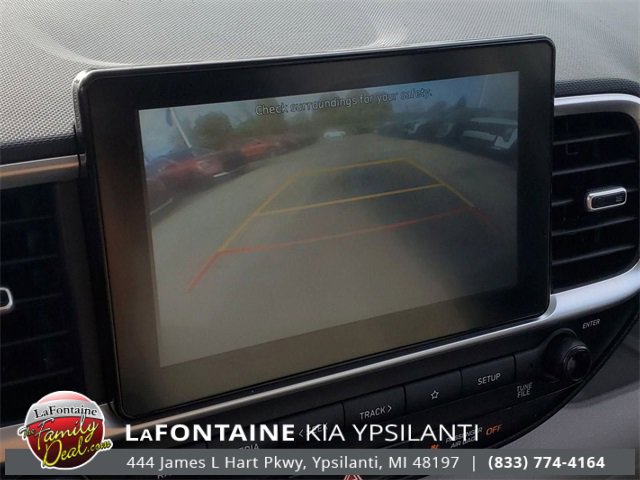 Used 2021 Hyundai Venue SEL image 27