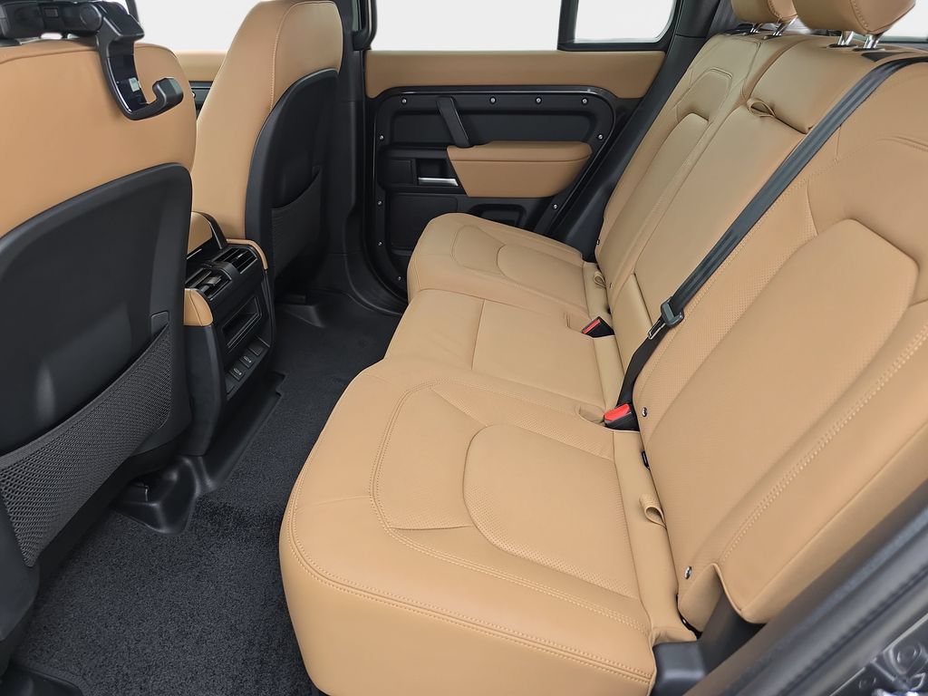 New 2026 Land Rover Defender 110 S AWD/4WD image 14