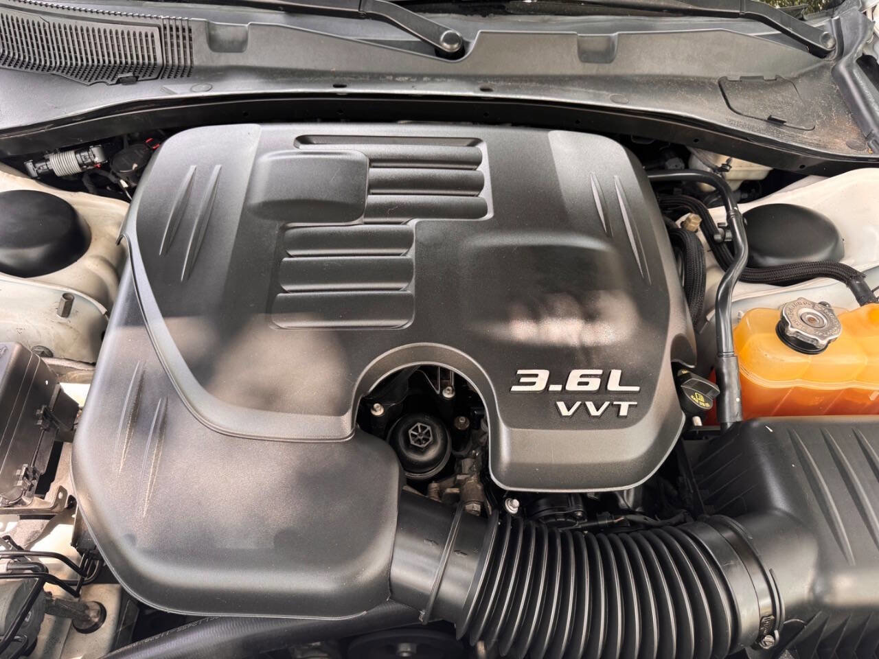 Used 2015 Dodge Charger SXT image 14