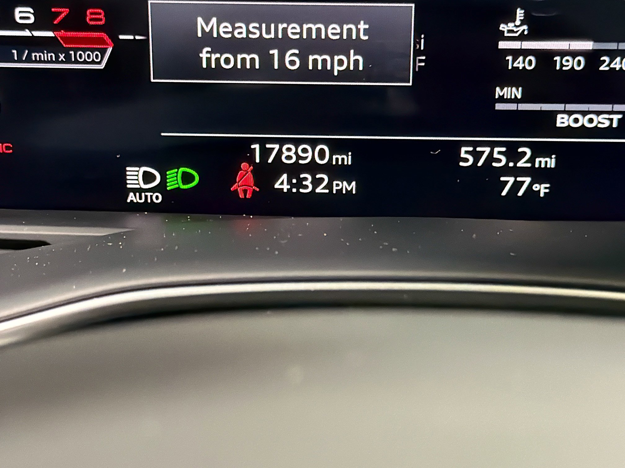 Used 2024 Audi RS Q8 image 40