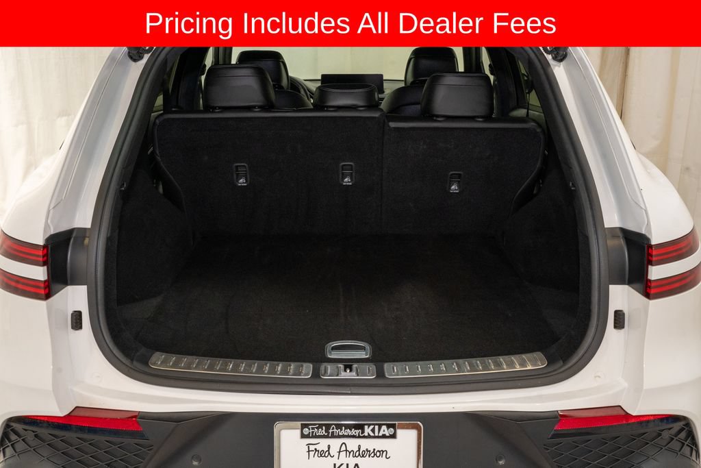 Used 2022 Genesis GV70 3.5T Sport w/ Sport Advanced Package AWD/4WD image 6