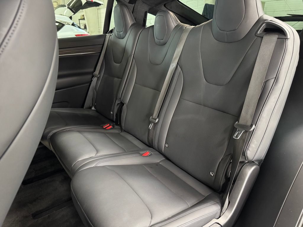 Used 2024 Tesla Model X AWD/4WD image 6