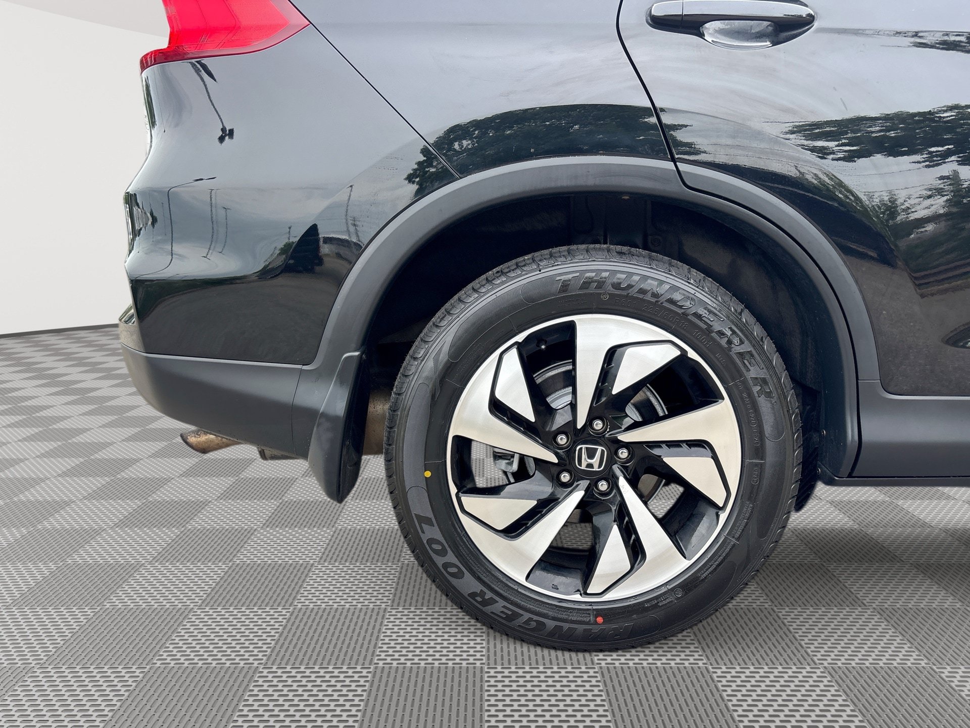 Used 2016 Honda CR-V Touring image 30