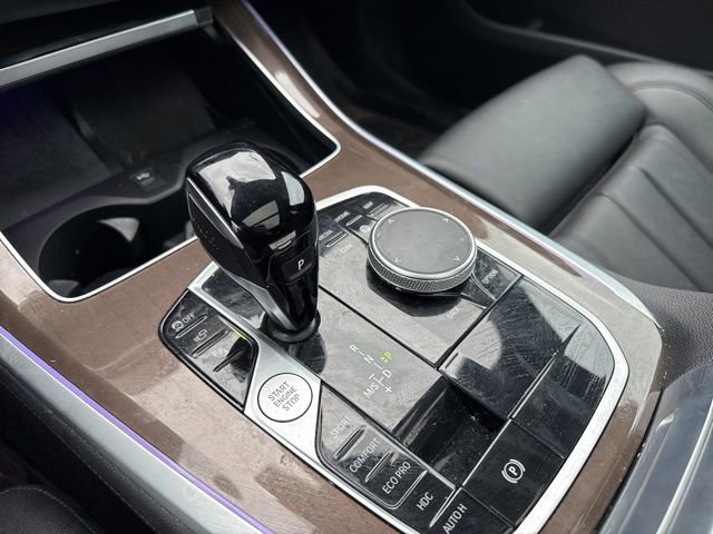 Used 2022 BMW X5 xDrive40i w/ Premium Package AWD/4WD image 15