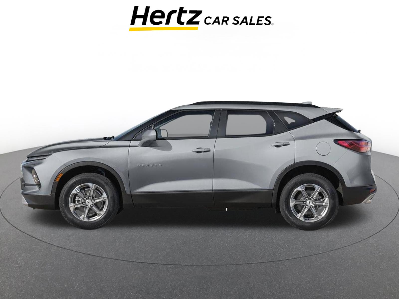 Used 2026 Chevrolet Blazer LT FWD image 3