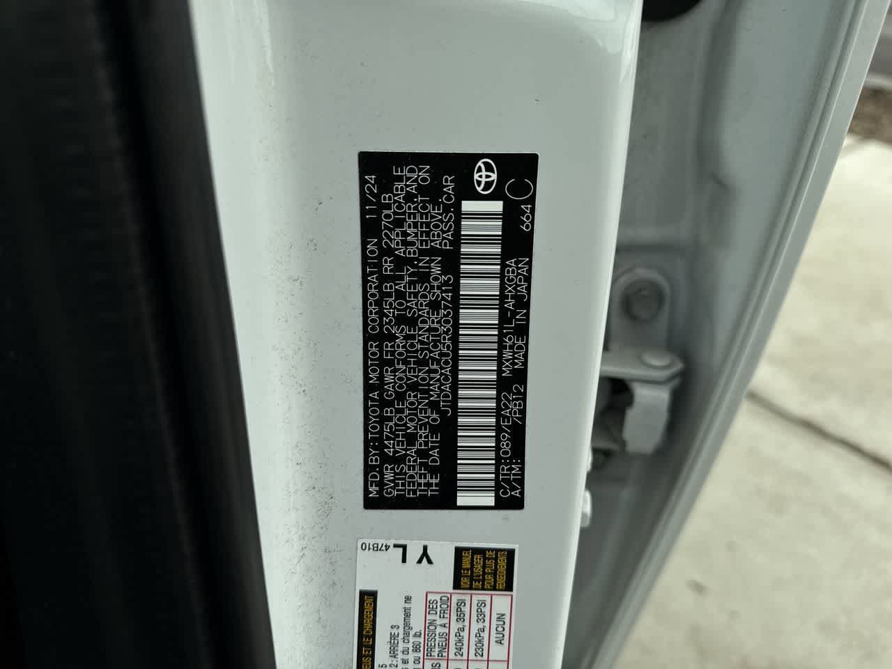 Used 2024 Toyota Prius Prime FWD image 24