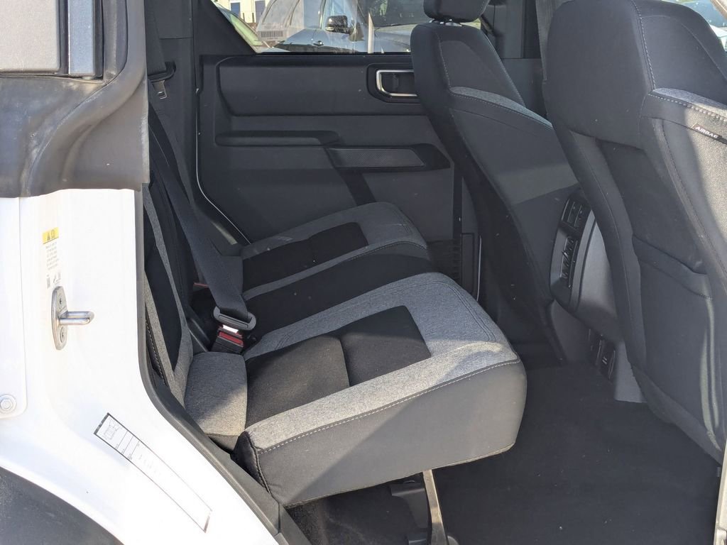 Used 2025 Ford Bronco Big Bend image 30