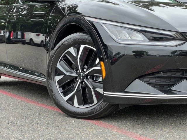 Certified 2023 Kia EV6 Wind w/ Wind Technology Package AWD/4WD image 2