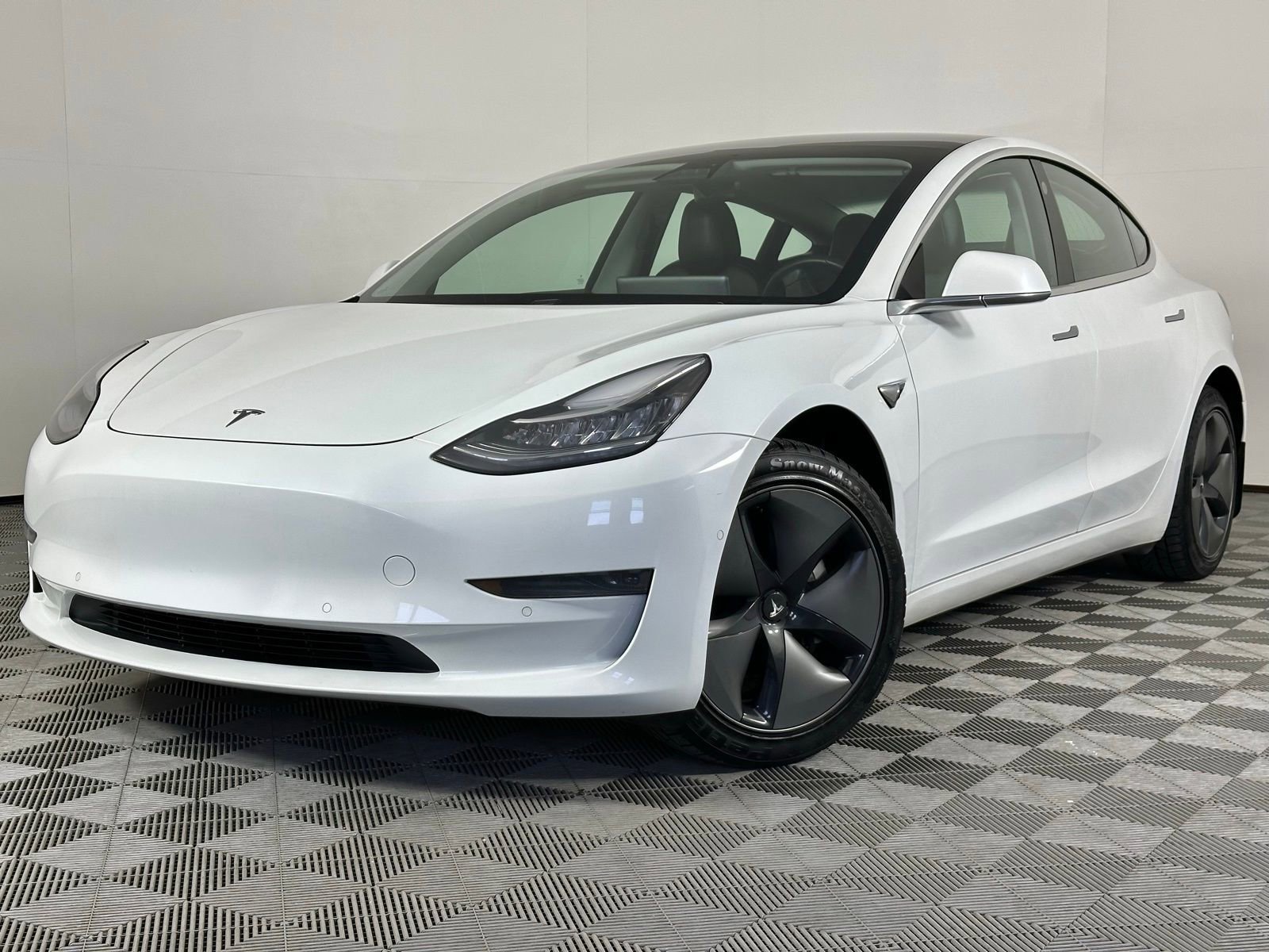 Used 2020 Tesla Model 3 Long Range AWD/4WD image 40