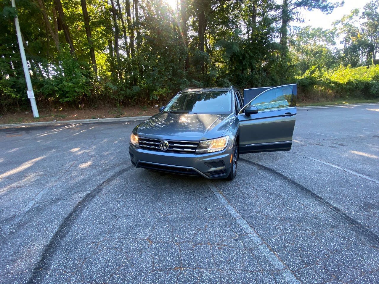 Used 2020 Volkswagen Tiguan SE FWD image 58