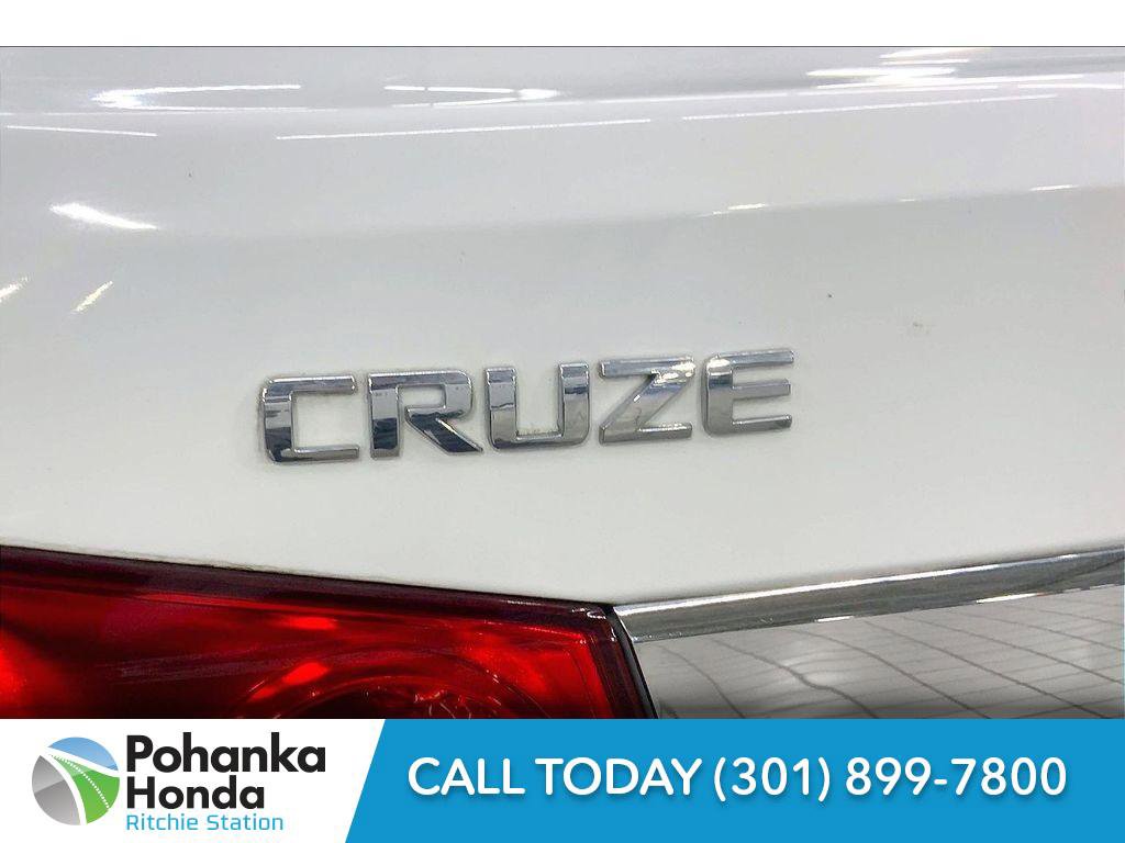 Used 2014 Chevrolet Cruze LS image 7