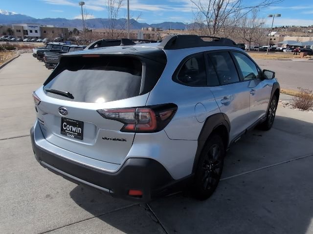Used 2025 Subaru Outback Onyx Edition AWD/4WD image 8