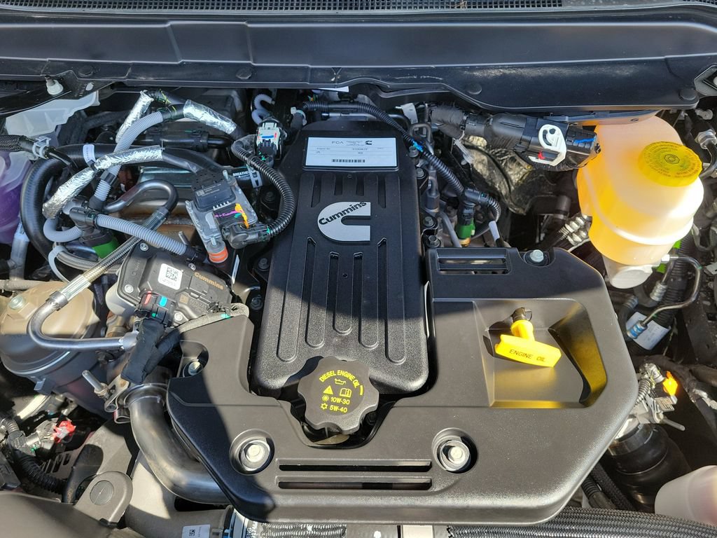New 2026 RAM 3500 Big Horn AWD/4WD image 10